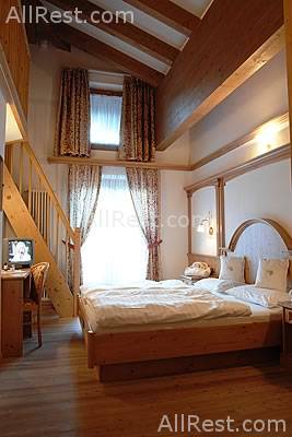 Gianna Hotel 13
